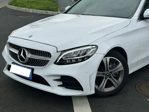 Mercedes-Benz C-Class 2020