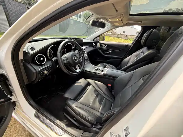 Mercedes-Benz C-Class 2017