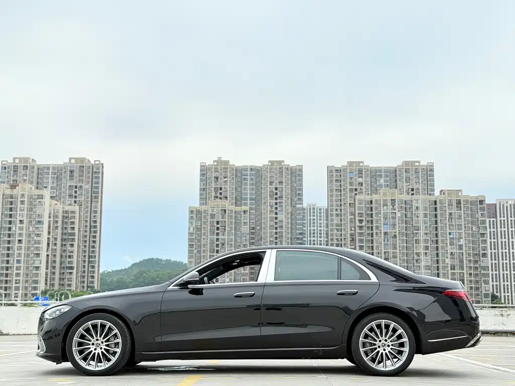 Mercedes-Benz S-Class 2024 — фото 12