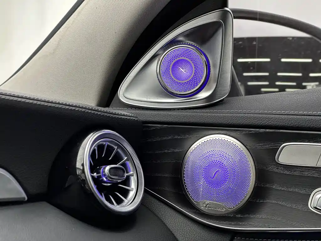 Mercedes-Benz C-Class 2020 — фото 16