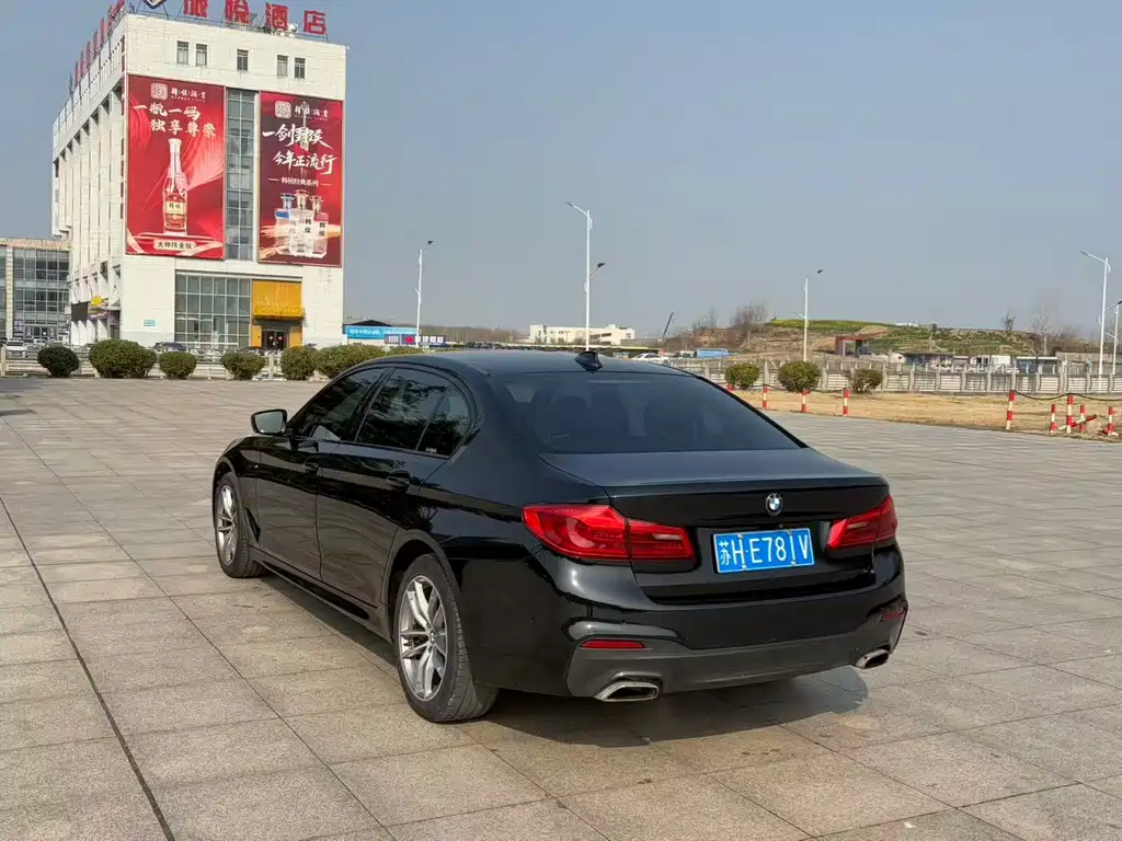 BMW 5 Series 2019 — фото 7