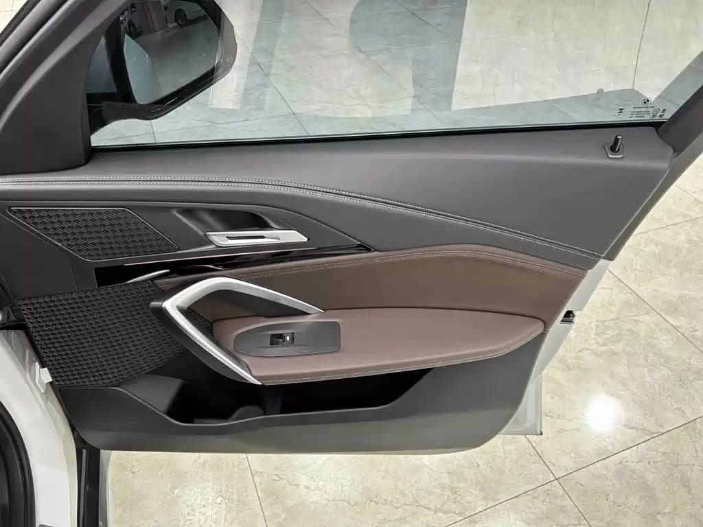 BMW X1 2024 — фото 13