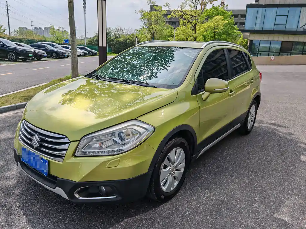 Suzuki S-Cross 2014 — фото 1