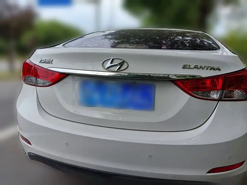 Hyundai Elantra 2016