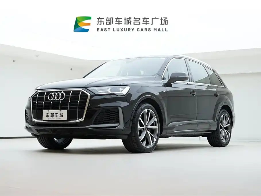 Audi Q7 2022 — фото 1