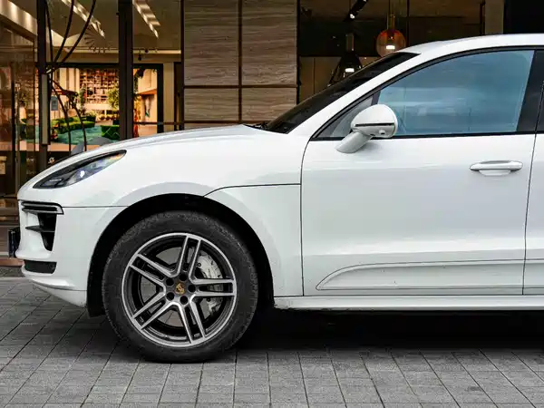 Porsche Macan 2022