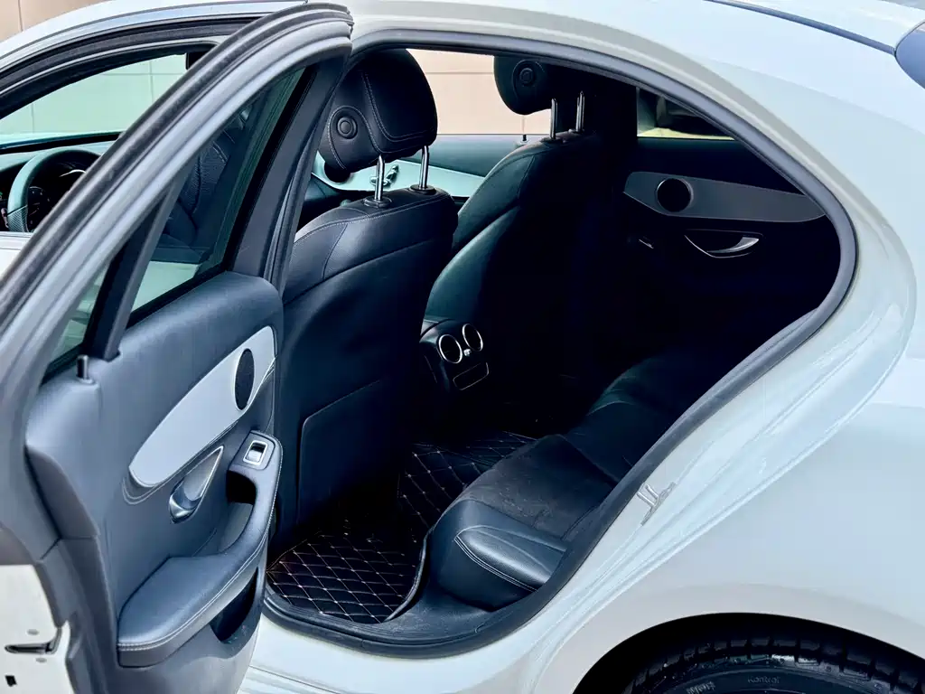 Mercedes-Benz C-Class 2020 — фото 6