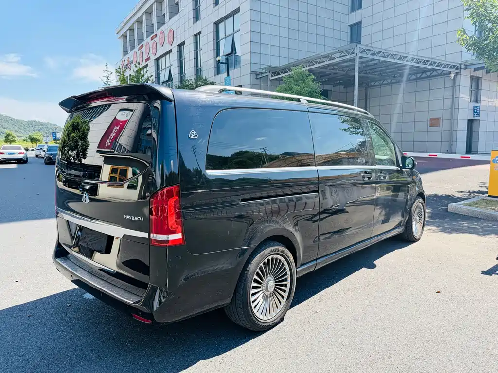 Mercedes-Benz V-Class 2017 — фото 3
