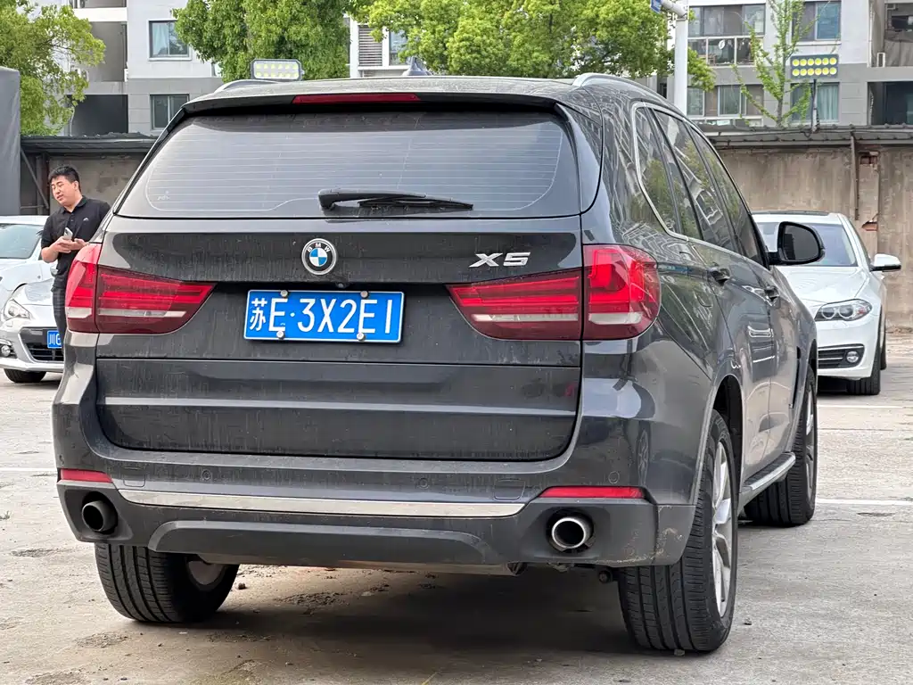 BMW X5 2018 — фото 9