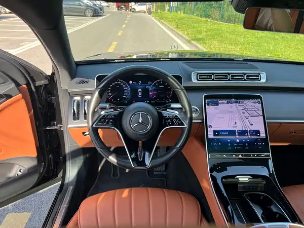 Mercedes-Benz S-Class 2023