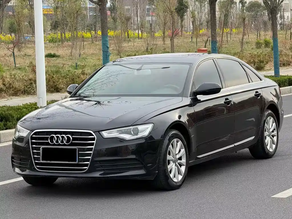 Audi A6L 2015 — фото 1