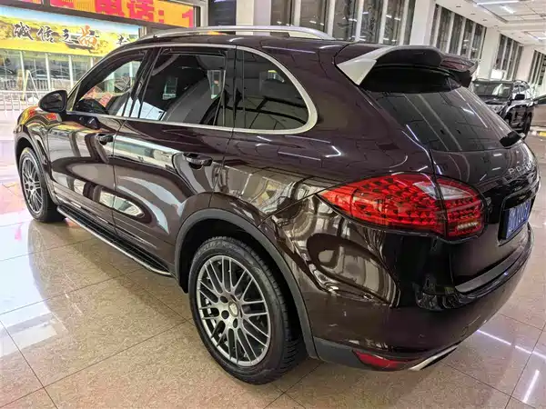 Porsche Cayenne 2014