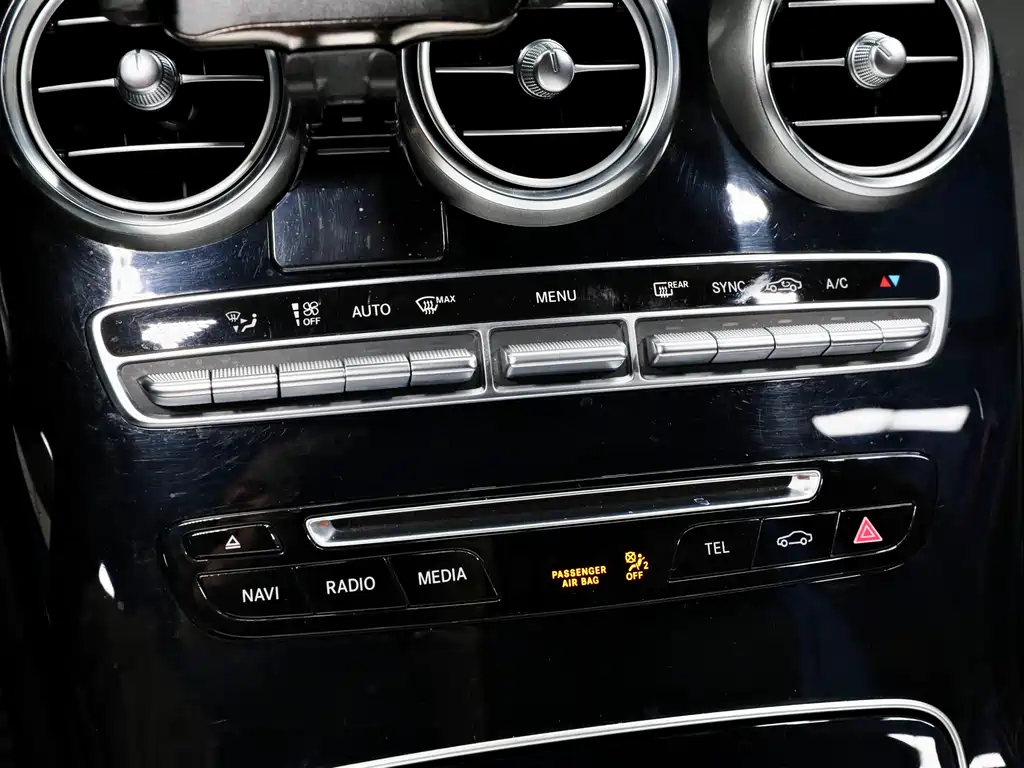 Mercedes-Benz GLC AMG 2019 — фото 18