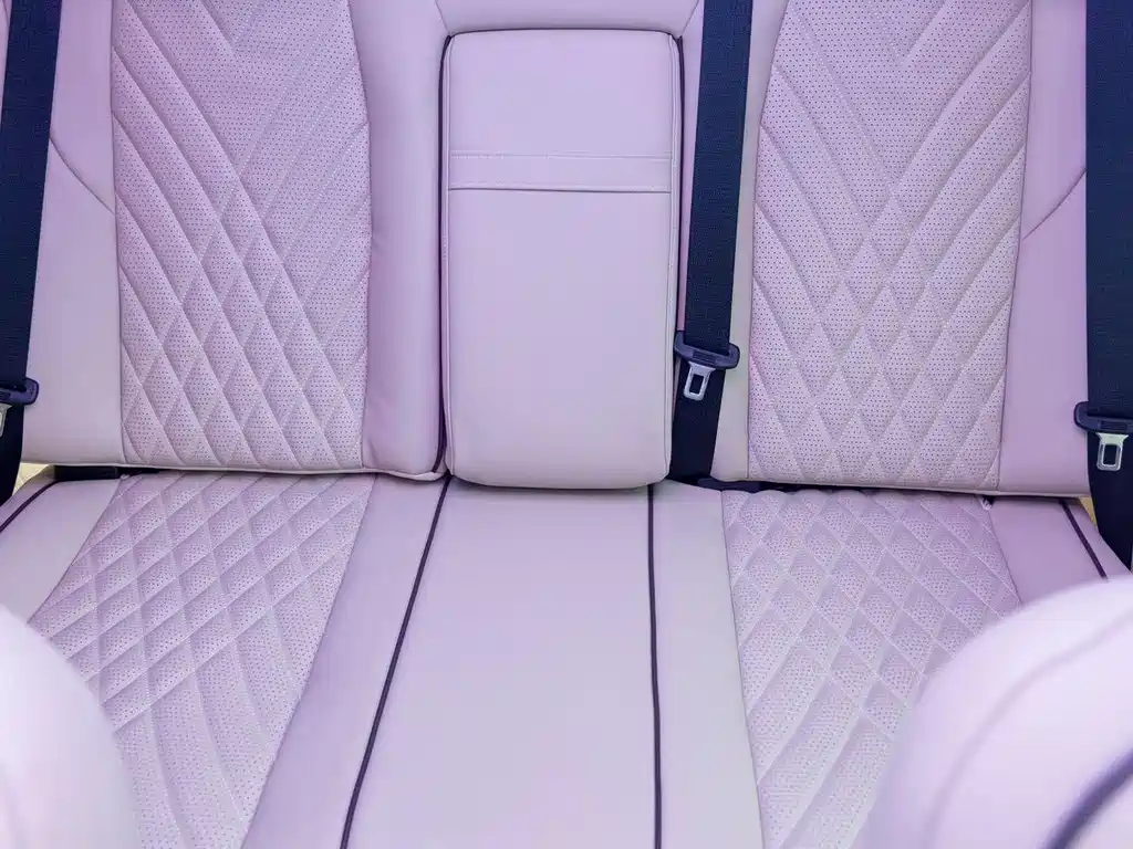 Mercedes-Benz Vito 2023 — фото 18