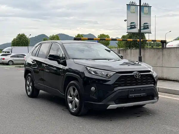 Toyota RAV4 2023
