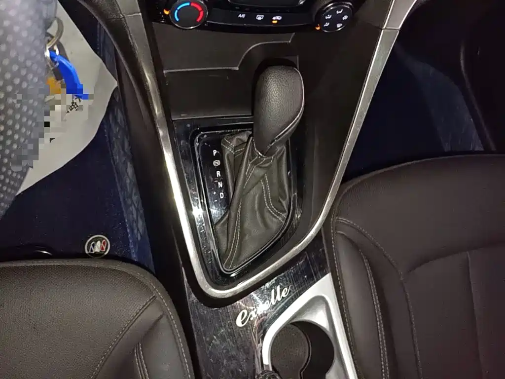 Buick Excelle GT 2022 — фото 14