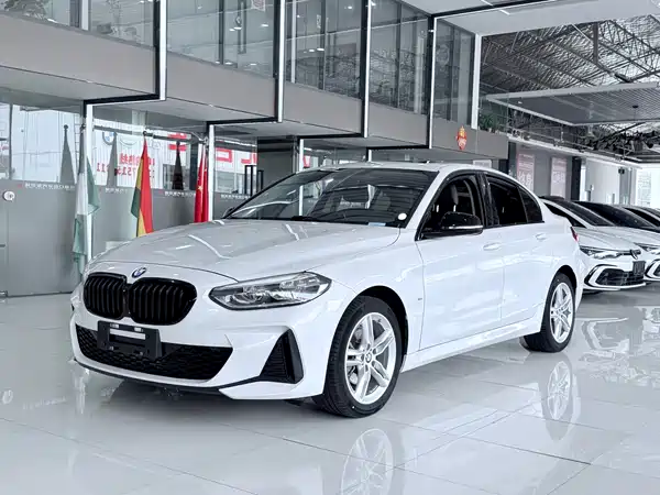 BMW 1 Series 2022