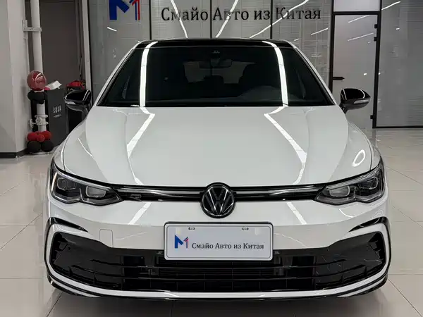 Volkswagen Golf 2021