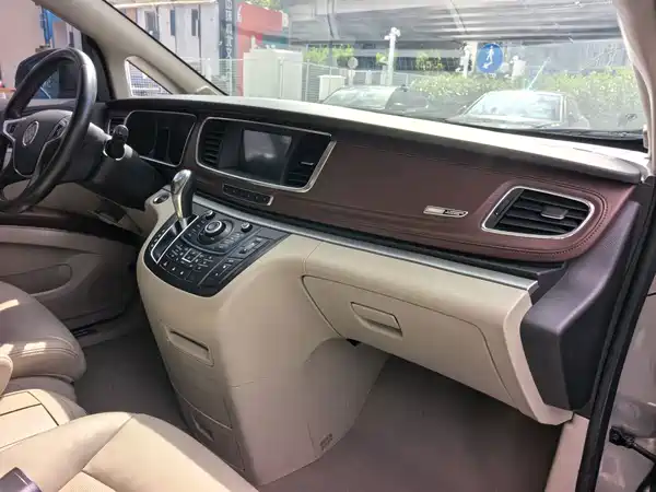 Buick GL8 2014