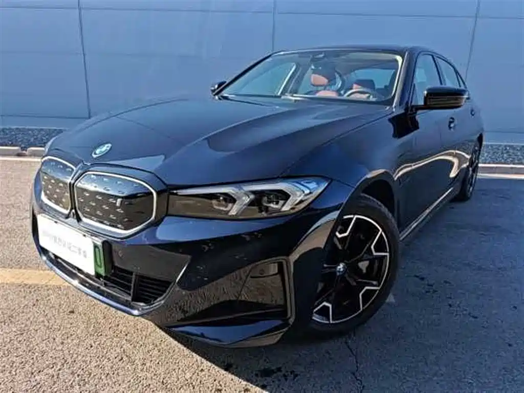 BMW i3 2025 — фото 1