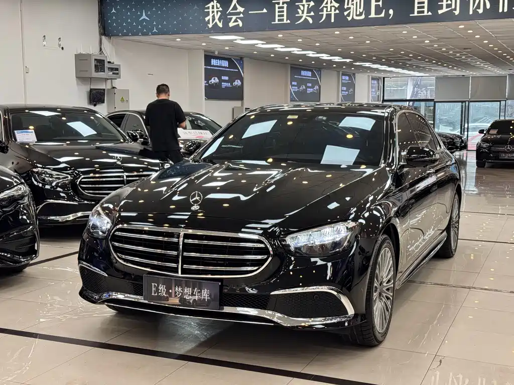Mercedes-Benz E-Class 2021