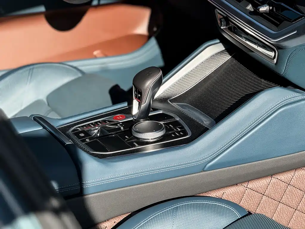 BMW XM 2024 — фото 16