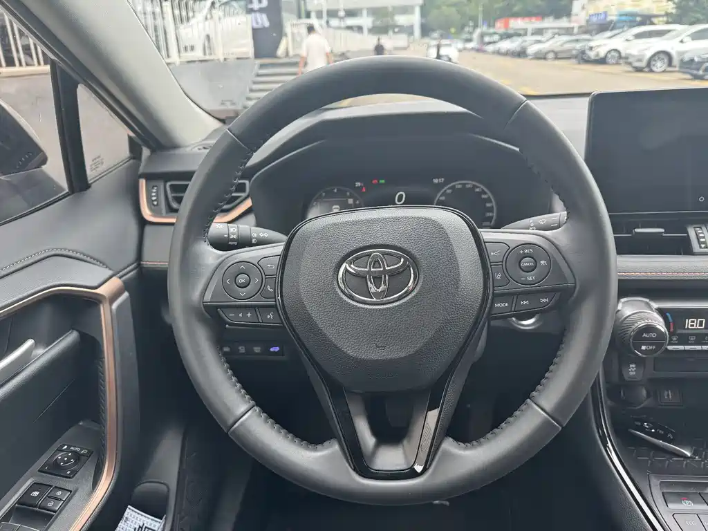 Toyota Wildlander 2025 — фото 16