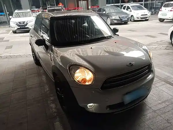 MINI Countryman 2015