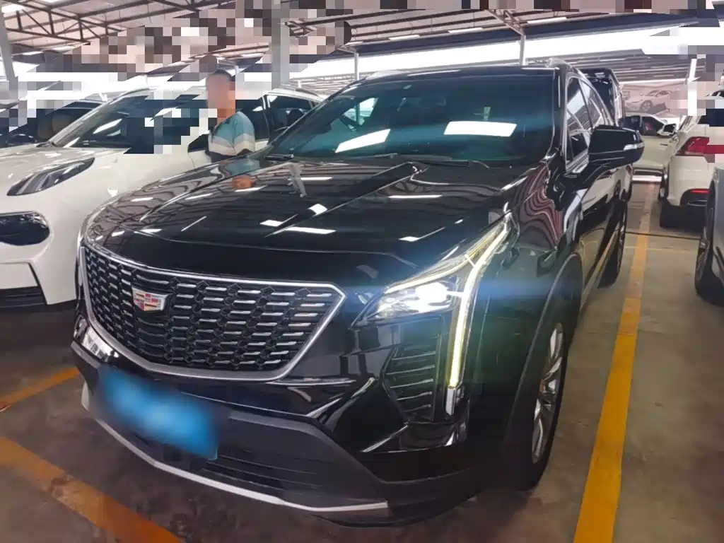 Cadillac XT4 2021 — фото 1