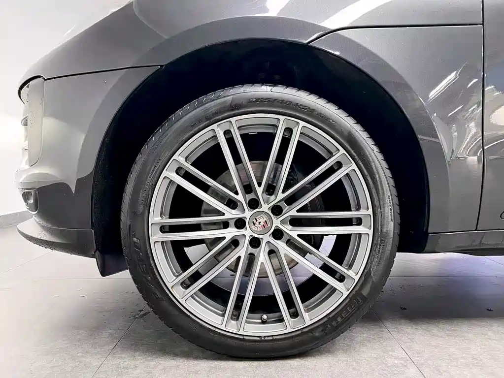Porsche Macan 2021 — фото 19