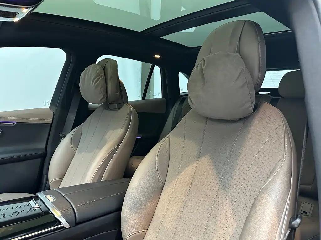 Mercedes-Benz EQE SUV 2025 — фото 13