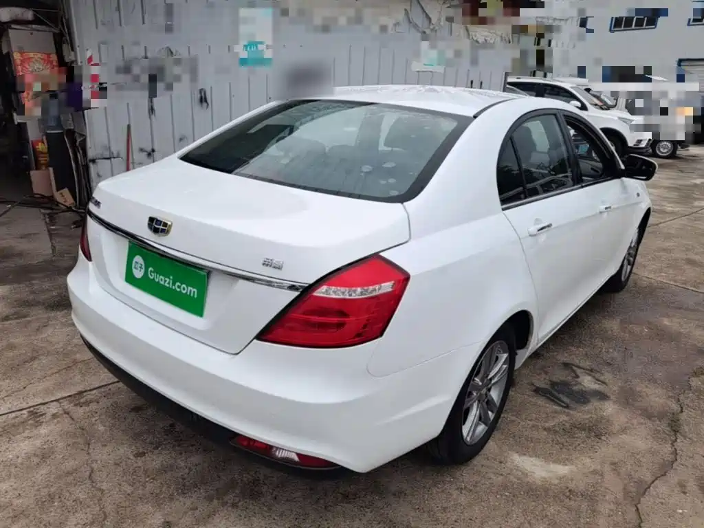Geely Emgrand 2017
