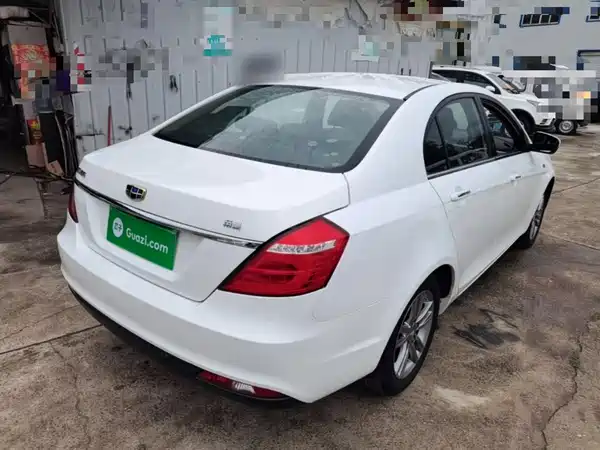 Geely Emgrand 2017