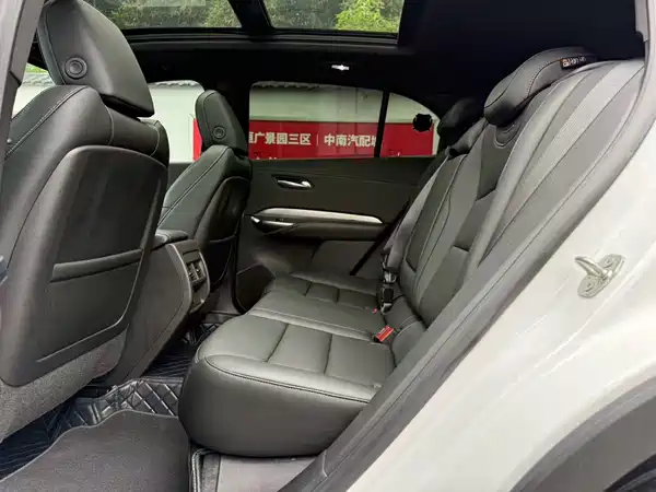 Cadillac XT4 2023