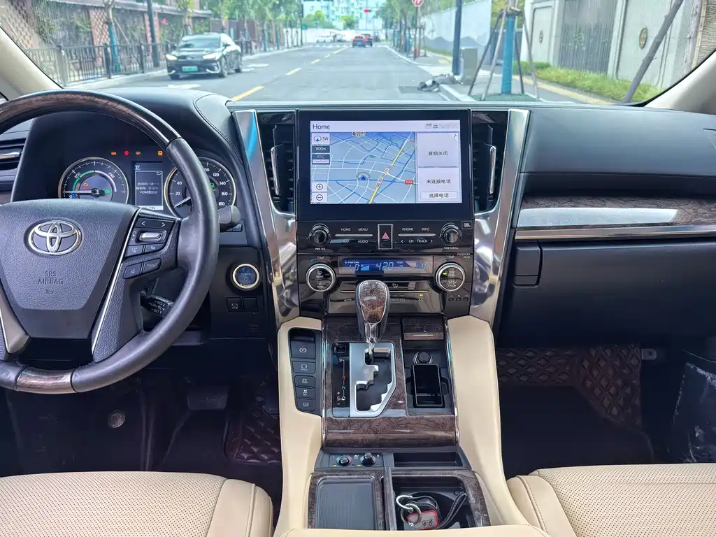 Toyota Vellfire 2021 — фото 10