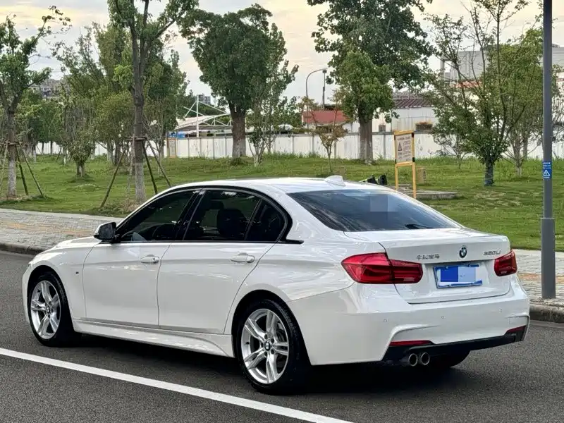 BMW 3 Series 2018