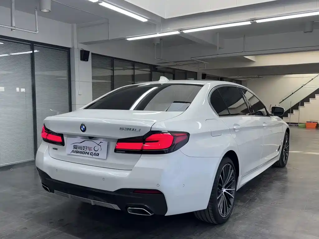 BMW 5 Series 2023