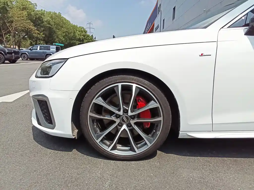 Audi A4L 2020