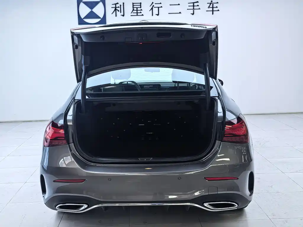 Mercedes-Benz A-Class 2023 — фото 9
