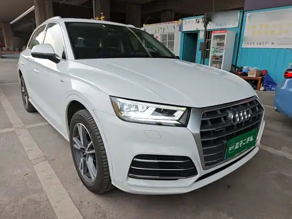 Audi Q5L 2019