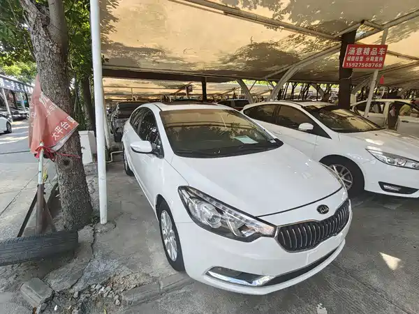 Kia K3 2015