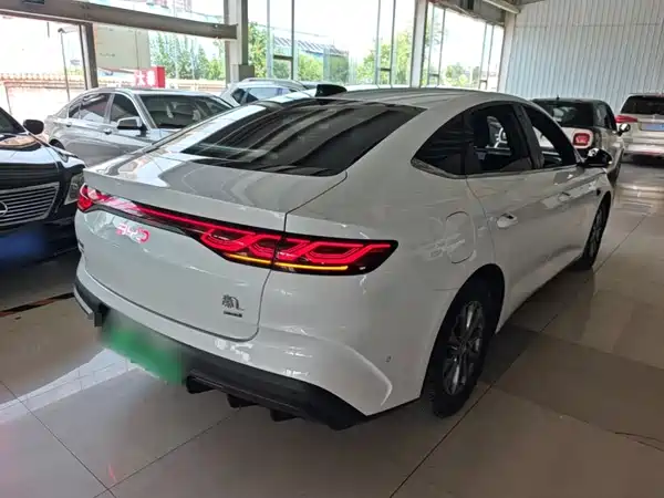 BYD Qin L 2025