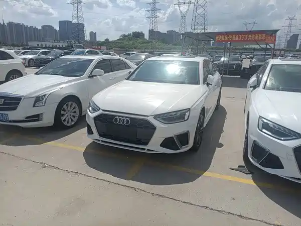 Audi A4L 2020