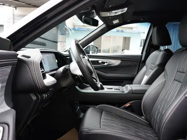GAC Trumpchi GS8 2025
