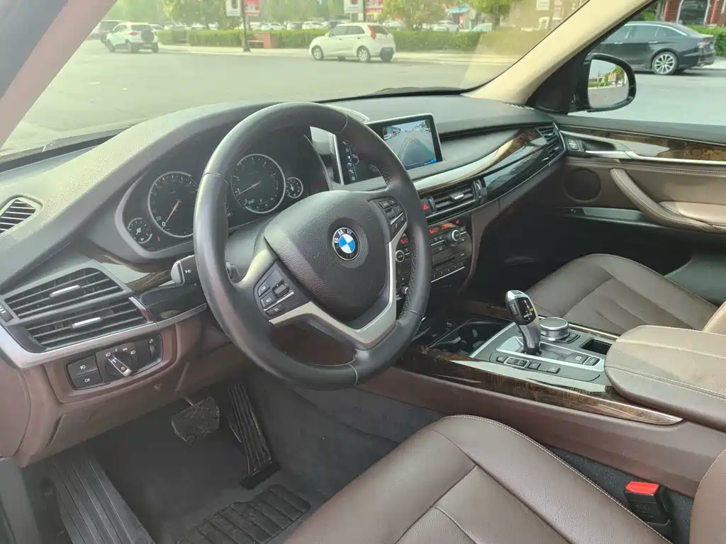 BMW X5 2017 — фото 11