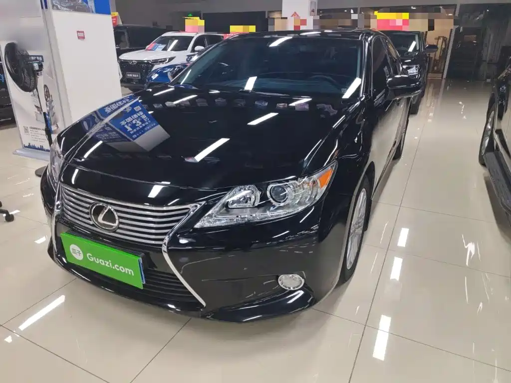 Lexus ES 2015
