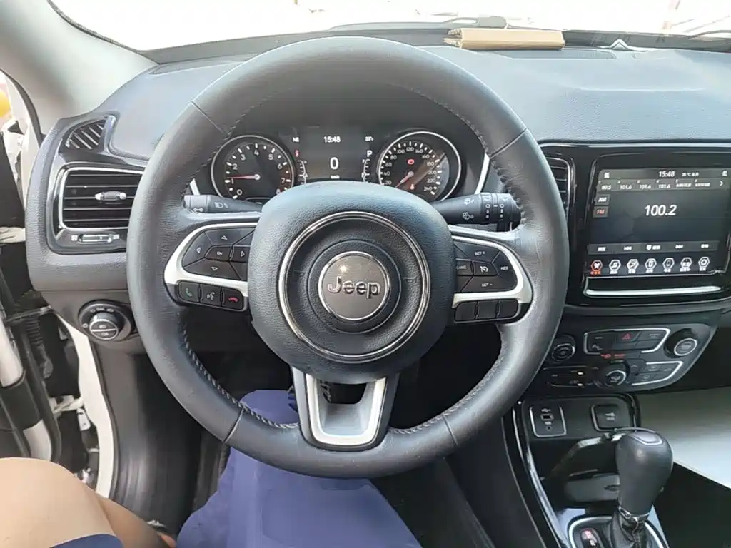Jeep Compass 2019 — фото 11