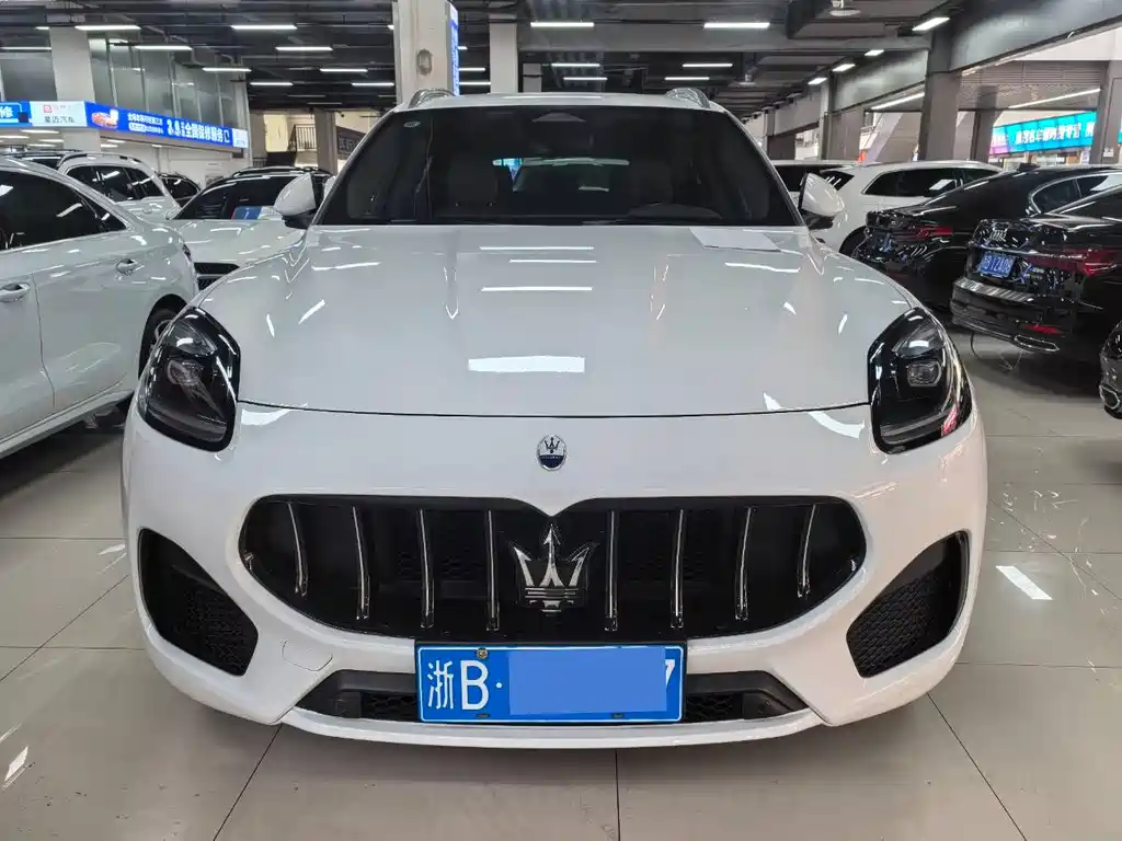 Maserati Grecale 2022