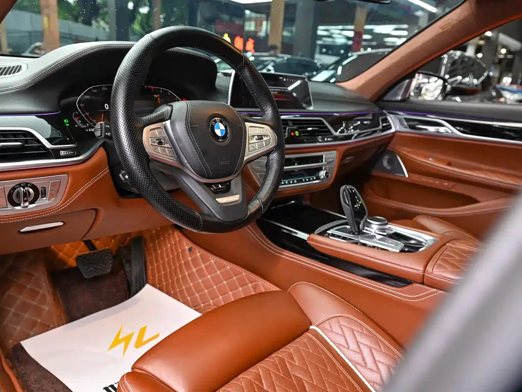 BMW 7 Series 2022 — фото 7