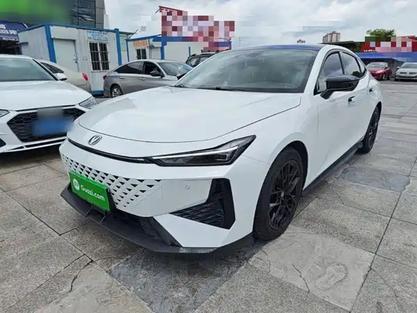 Changan UNI-V 2024